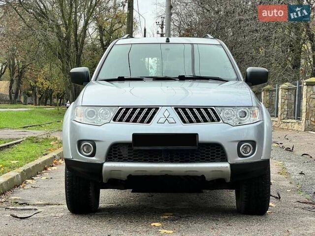 Серый Мицубиси Паджеро Спорт, объемом двигателя 0 л и пробегом 121 тыс. км за 11500 $, фото 11 на Automoto.ua