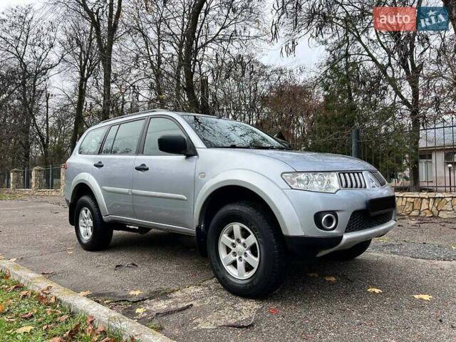 Серый Мицубиси Паджеро Спорт, объемом двигателя 0 л и пробегом 121 тыс. км за 11500 $, фото 6 на Automoto.ua