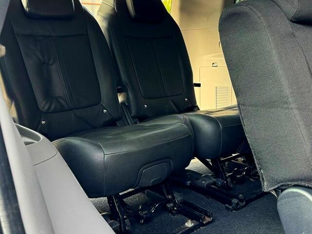 Серый Мицубиси Паджеро Спорт, объемом двигателя 2.5 л и пробегом 177 тыс. км за 19999 $, фото 12 на Automoto.ua