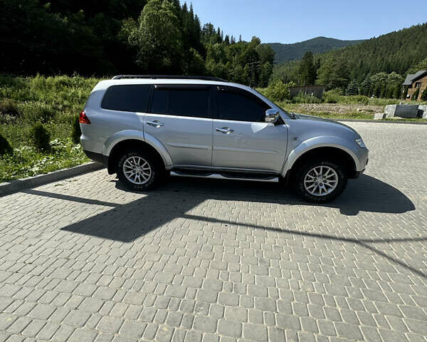 Серый Мицубиси Паджеро Спорт, объемом двигателя 2.48 л и пробегом 200 тыс. км за 15500 $, фото 24 на Automoto.ua