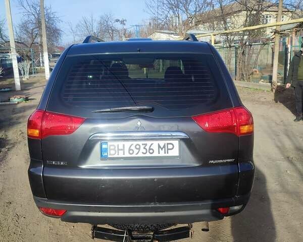Мицубиси Паджеро Спорт 2013 в Белгород-Днестровском на Automoto.ua Серый Мицубиси Паджеро Спорт, объемом двигателя 2.48 л и пробегом 278 тыс. км за 14100 $, фото 1 на Automoto.ua
