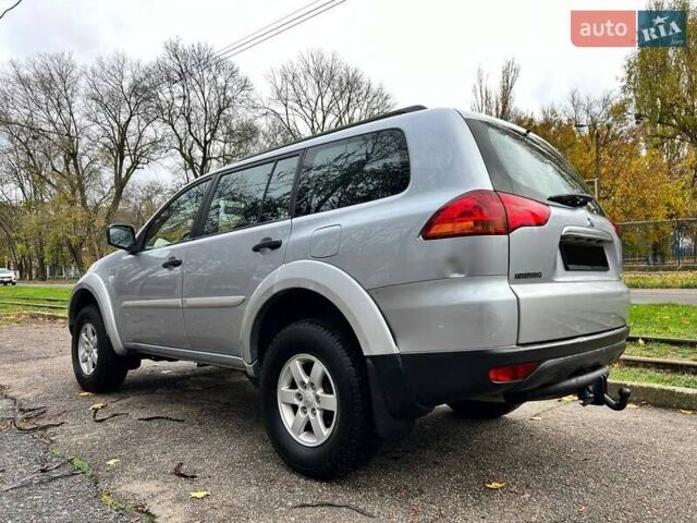 Серый Мицубиси Паджеро Спорт, объемом двигателя 0 л и пробегом 121 тыс. км за 11500 $, фото 14 на Automoto.ua