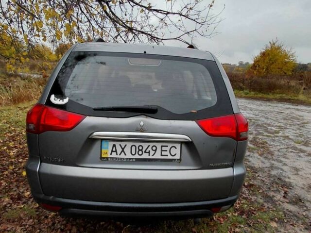 Мицубиси Паджеро Спорт 2013 в Харькове на Automoto.ua Серый Мицубиси Паджеро Спорт, объемом двигателя 2.5 л и пробегом 245 тыс. км за 13000 $, фото 5 на Automoto.ua