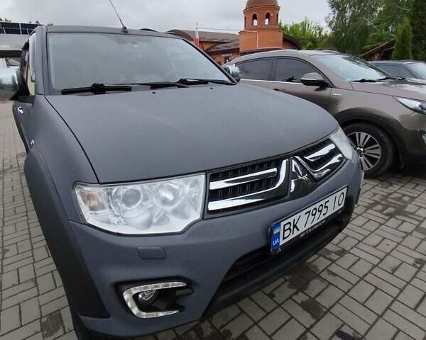 Серый Мицубиси Паджеро Спорт, объемом двигателя 2.5 л и пробегом 120 тыс. км за 16600 $, фото 20 на Automoto.ua