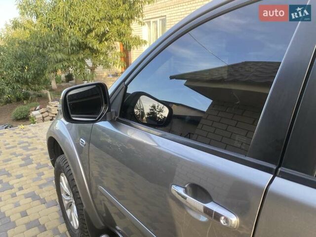 Сірий Міцубісі Паджеро Спорт, об'ємом двигуна 2.48 л та пробігом 345 тис. км за 13500 $, фото 9 на Automoto.ua