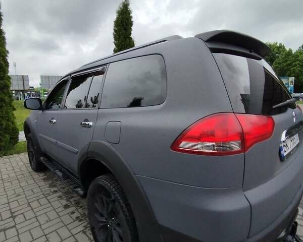 Серый Мицубиси Паджеро Спорт, объемом двигателя 2.5 л и пробегом 120 тыс. км за 16600 $, фото 19 на Automoto.ua