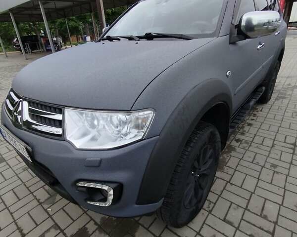 Серый Мицубиси Паджеро Спорт, объемом двигателя 2.5 л и пробегом 120 тыс. км за 16600 $, фото 8 на Automoto.ua