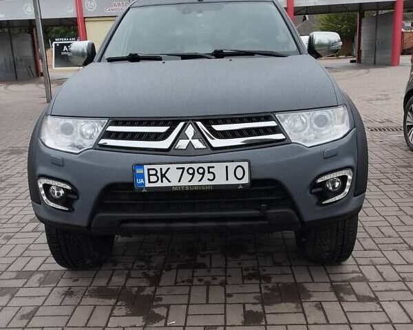 Серый Мицубиси Паджеро Спорт, объемом двигателя 2.5 л и пробегом 120 тыс. км за 16600 $, фото 15 на Automoto.ua