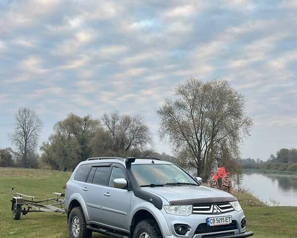 Мицубиси Паджеро Спорт 2015 в Чернигове на Automoto.ua Серый Мицубиси Паджеро Спорт, объемом двигателя 2.5 л и пробегом 249 тыс. км за 18500 $, фото 9 на Automoto.ua