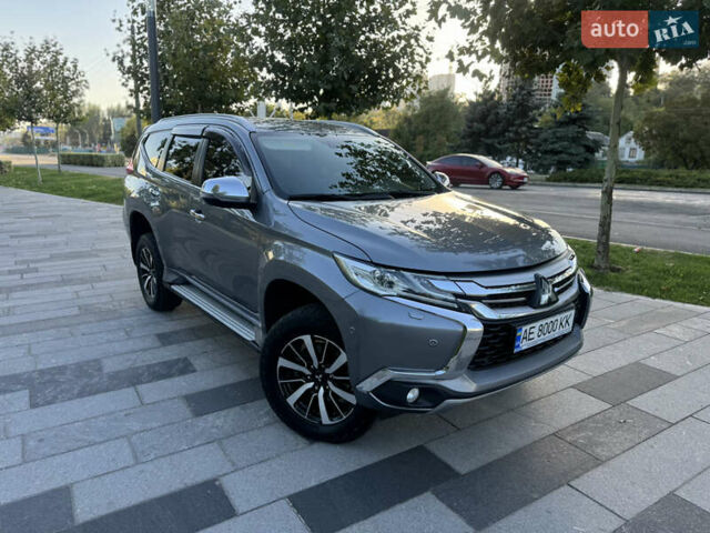 Серый Мицубиси Паджеро Спорт, объемом двигателя 2.44 л и пробегом 190 тыс. км за 21000 $, фото 1 на Automoto.ua