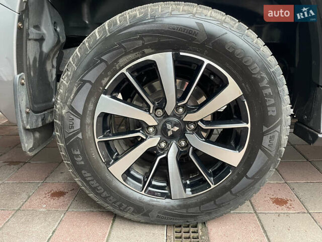 Сірий Міцубісі Паджеро Спорт, об'ємом двигуна 2.4 л та пробігом 155 тис. км за 24500 $, фото 7 на Automoto.ua