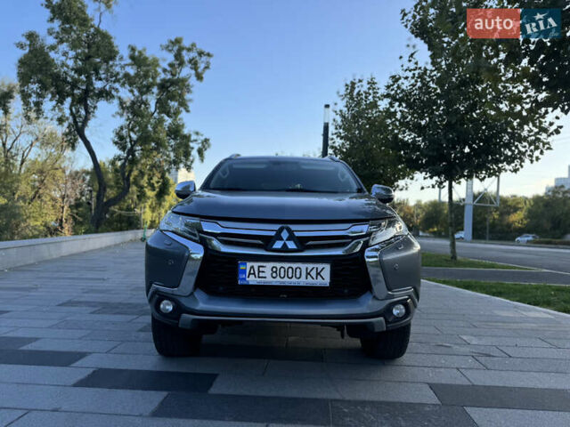 Серый Мицубиси Паджеро Спорт, объемом двигателя 2.44 л и пробегом 190 тыс. км за 21000 $, фото 4 на Automoto.ua