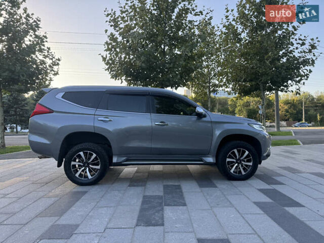 Серый Мицубиси Паджеро Спорт, объемом двигателя 2.44 л и пробегом 190 тыс. км за 21000 $, фото 11 на Automoto.ua