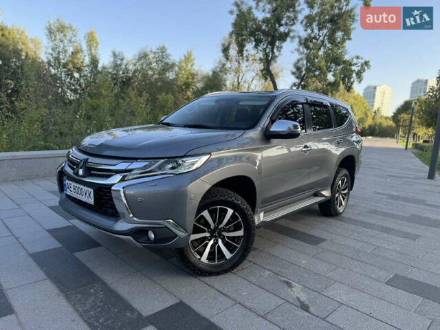 Серый Мицубиси Паджеро Спорт, объемом двигателя 2.44 л и пробегом 190 тыс. км за 21000 $, фото 5 на Automoto.ua