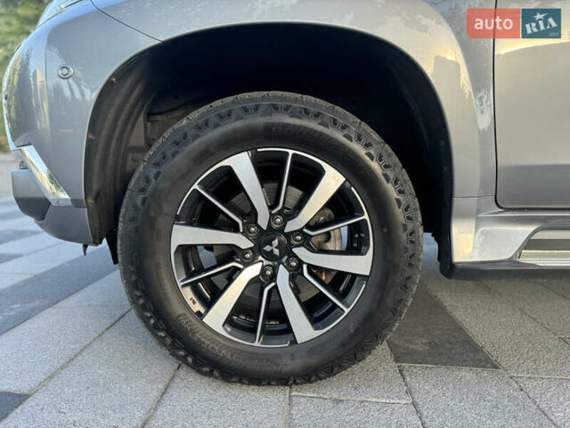 Серый Мицубиси Паджеро Спорт, объемом двигателя 2.44 л и пробегом 190 тыс. км за 21000 $, фото 9 на Automoto.ua