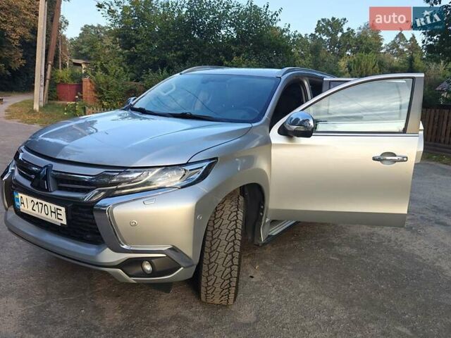 Серый Мицубиси Паджеро Спорт, объемом двигателя 2.44 л и пробегом 197 тыс. км за 26700 $, фото 4 на Automoto.ua