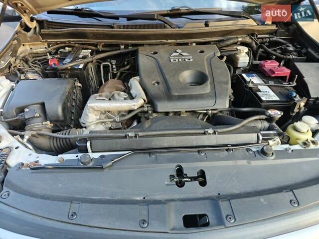 Серый Мицубиси Паджеро Спорт, объемом двигателя 2.44 л и пробегом 197 тыс. км за 26700 $, фото 36 на Automoto.ua