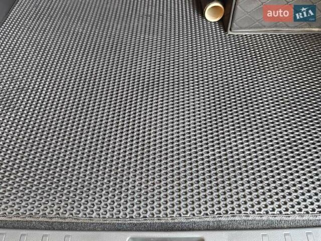 Серый Мицубиси Паджеро Спорт, объемом двигателя 2.44 л и пробегом 197 тыс. км за 26700 $, фото 16 на Automoto.ua