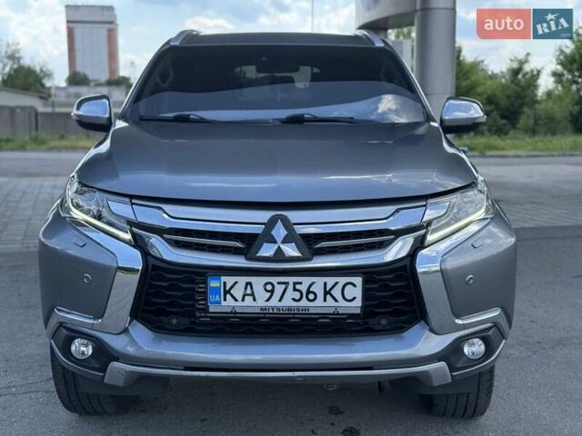 Сірий Міцубісі Паджеро Спорт, об'ємом двигуна 2.4 л та пробігом 173 тис. км за 19750 $, фото 35 на Automoto.ua