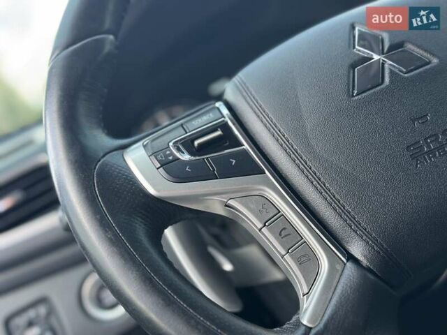 Сірий Міцубісі Паджеро Спорт, об'ємом двигуна 2.4 л та пробігом 173 тис. км за 19750 $, фото 30 на Automoto.ua
