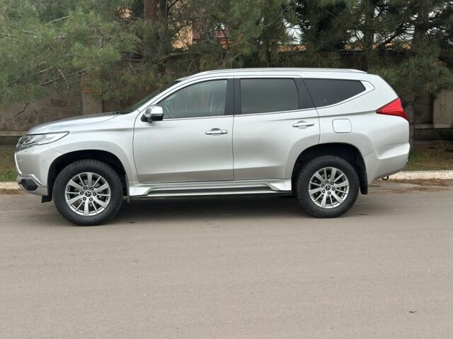 Серый Мицубиси Паджеро Спорт, объемом двигателя 2.4 л и пробегом 270 тыс. км за 19999 $, фото 2 на Automoto.ua