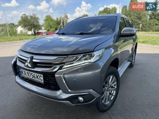 Сірий Міцубісі Паджеро Спорт, об'ємом двигуна 2.4 л та пробігом 173 тис. км за 19750 $, фото 3 на Automoto.ua