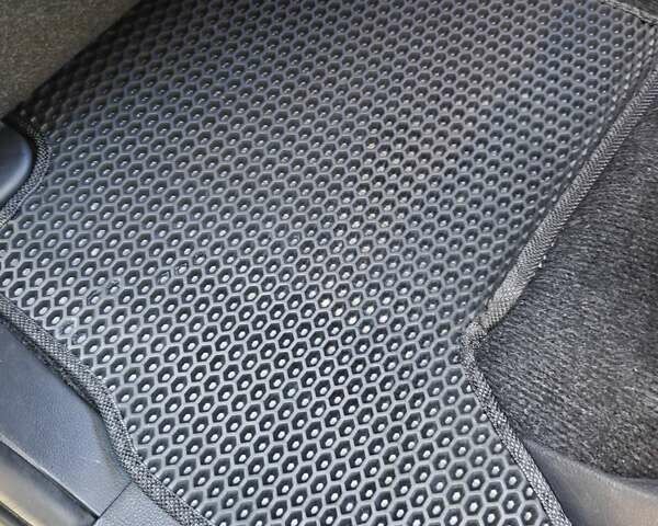 Серый Мицубиси Паджеро Спорт, объемом двигателя 2.44 л и пробегом 197 тыс. км за 26700 $, фото 15 на Automoto.ua