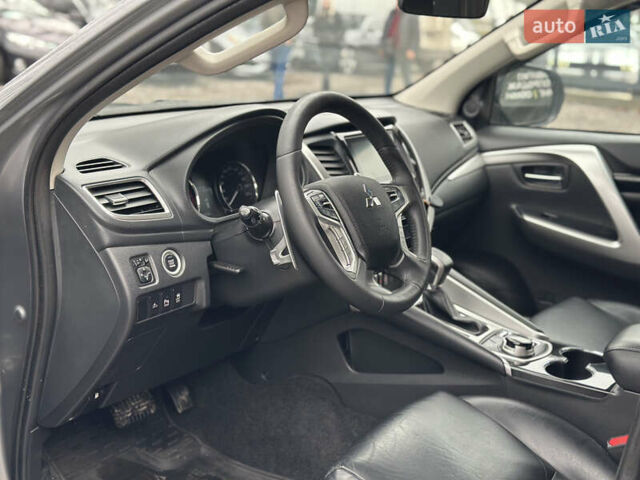 Серый Мицубиси Паджеро Спорт, объемом двигателя 2.44 л и пробегом 170 тыс. км за 21000 $, фото 11 на Automoto.ua