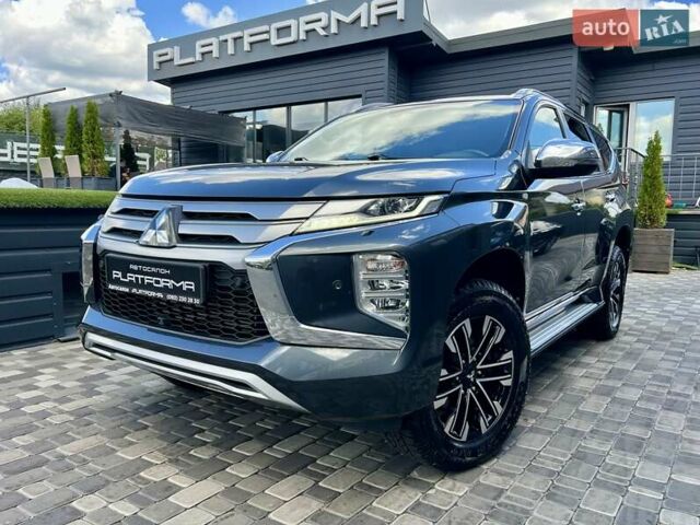 Серый Мицубиси Паджеро Спорт, объемом двигателя 2.44 л и пробегом 50 тыс. км за 36900 $, фото 4 на Automoto.ua