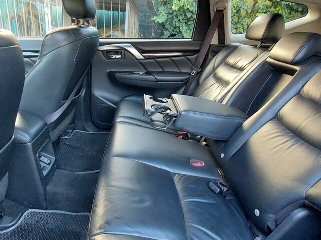 Сірий Міцубісі Паджеро Спорт, об'ємом двигуна 2.4 л та пробігом 129 тис. км за 28600 $, фото 10 на Automoto.ua