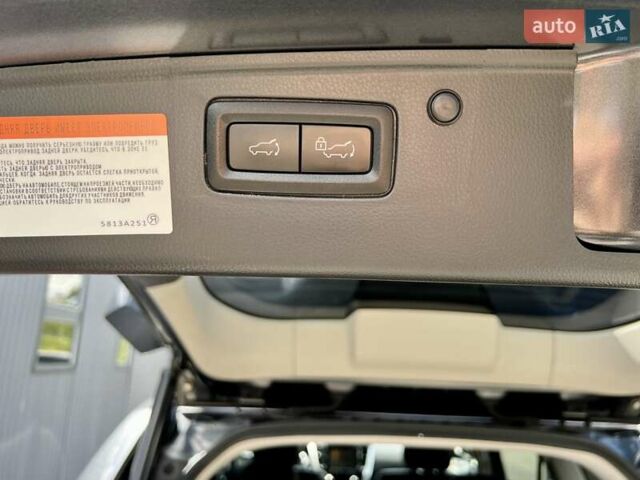 Серый Мицубиси Паджеро Спорт, объемом двигателя 2.44 л и пробегом 50 тыс. км за 36900 $, фото 35 на Automoto.ua