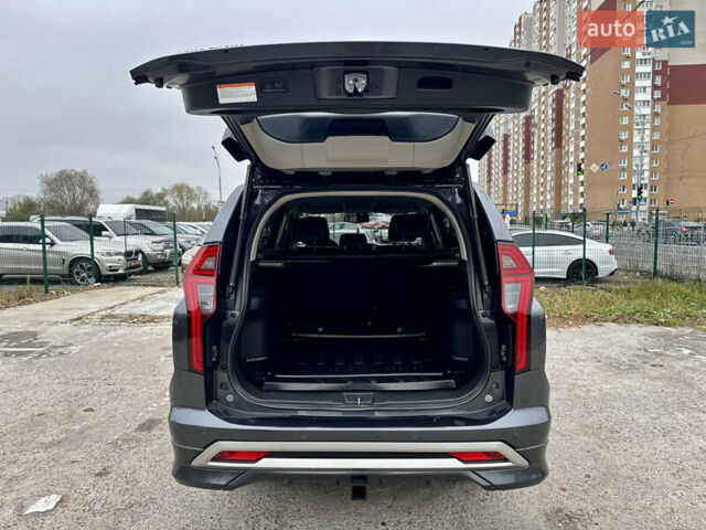 Серый Мицубиси Паджеро Спорт, объемом двигателя 2.44 л и пробегом 117 тыс. км за 33000 $, фото 26 на Automoto.ua