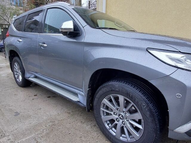 Сірий Міцубісі Паджеро Спорт, об'ємом двигуна 2.4 л та пробігом 129 тис. км за 28600 $, фото 2 на Automoto.ua