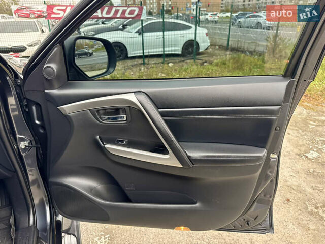 Серый Мицубиси Паджеро Спорт, объемом двигателя 2.44 л и пробегом 117 тыс. км за 33000 $, фото 21 на Automoto.ua