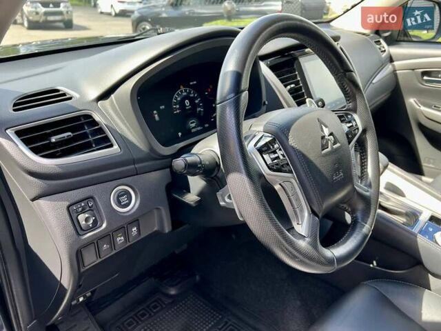 Серый Мицубиси Паджеро Спорт, объемом двигателя 2.44 л и пробегом 50 тыс. км за 36900 $, фото 15 на Automoto.ua