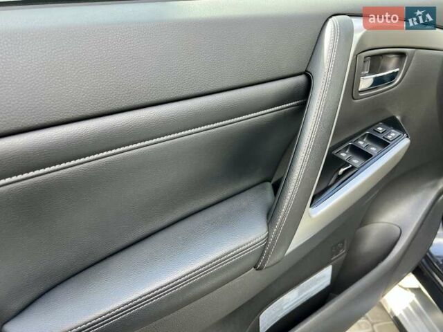 Серый Мицубиси Паджеро Спорт, объемом двигателя 2.44 л и пробегом 50 тыс. км за 36900 $, фото 14 на Automoto.ua