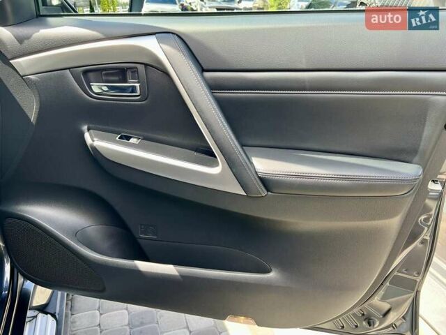 Серый Мицубиси Паджеро Спорт, объемом двигателя 2.44 л и пробегом 50 тыс. км за 36900 $, фото 44 на Automoto.ua