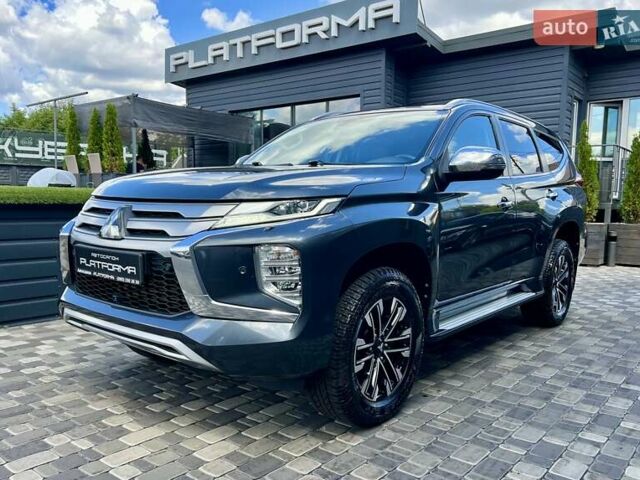 Серый Мицубиси Паджеро Спорт, объемом двигателя 2.44 л и пробегом 50 тыс. км за 36900 $, фото 3 на Automoto.ua