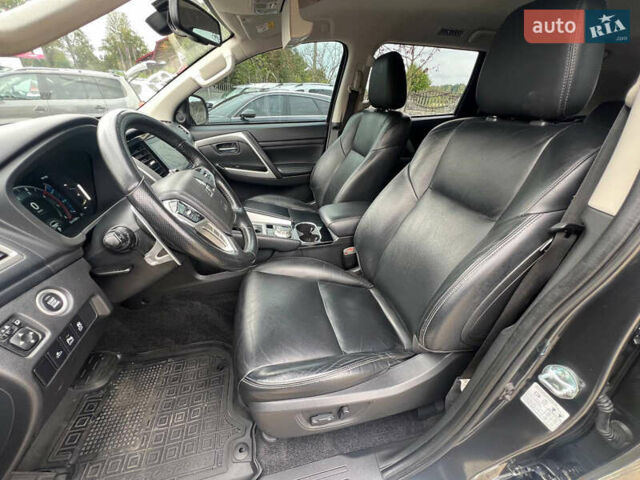 Серый Мицубиси Паджеро Спорт, объемом двигателя 2.4 л и пробегом 40 тыс. км за 34999 $, фото 12 на Automoto.ua