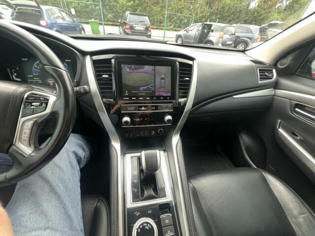 Серый Мицубиси Паджеро Спорт, объемом двигателя 4.2 л и пробегом 44 тыс. км за 34999 $, фото 14 на Automoto.ua