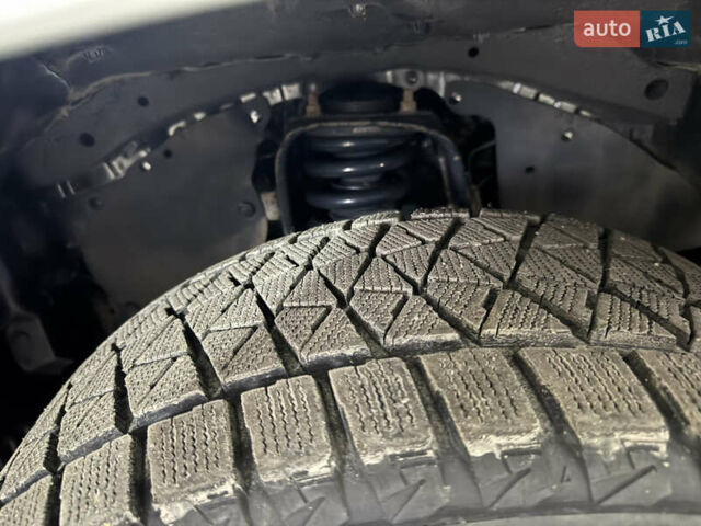 Серый Мицубиси Паджеро Спорт, объемом двигателя 2.4 л и пробегом 28 тыс. км за 30999 $, фото 20 на Automoto.ua