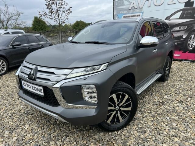 Серый Мицубиси Паджеро Спорт, объемом двигателя 4.2 л и пробегом 44 тыс. км за 34999 $, фото 1 на Automoto.ua