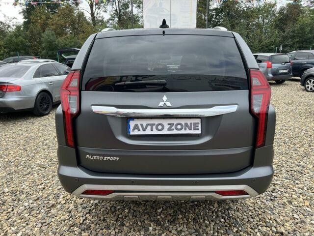 Серый Мицубиси Паджеро Спорт, объемом двигателя 4.2 л и пробегом 44 тыс. км за 34999 $, фото 3 на Automoto.ua