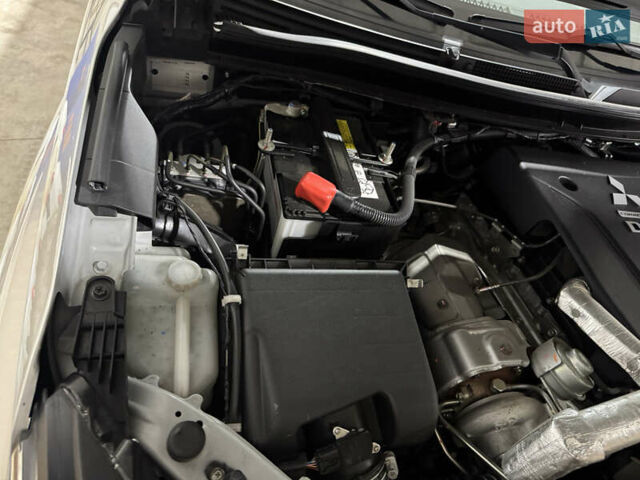 Серый Мицубиси Паджеро Спорт, объемом двигателя 2.4 л и пробегом 28 тыс. км за 30999 $, фото 13 на Automoto.ua