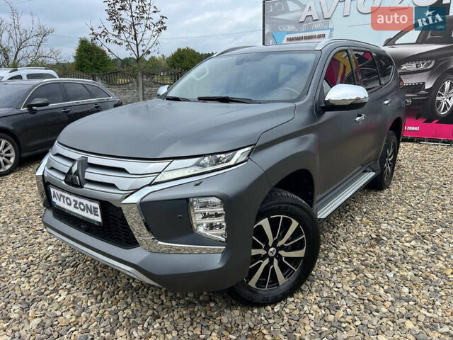 Серый Мицубиси Паджеро Спорт, объемом двигателя 2.4 л и пробегом 40 тыс. км за 34999 $, фото 2 на Automoto.ua