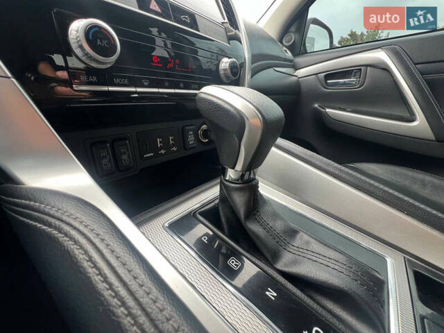 Серый Мицубиси Паджеро Спорт, объемом двигателя 2.4 л и пробегом 40 тыс. км за 34999 $, фото 24 на Automoto.ua