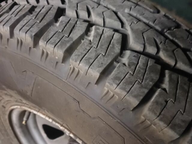 Зелений Міцубісі Паджеро Спорт, об'ємом двигуна 2.45 л та пробігом 120 тис. км за 3000 $, фото 8 на Automoto.ua