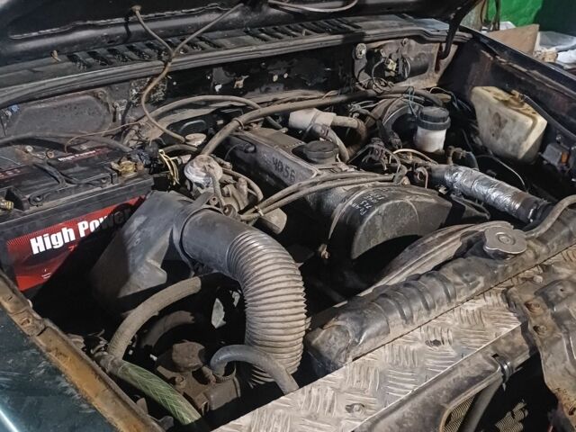 Зелений Міцубісі Паджеро Спорт, об'ємом двигуна 2.45 л та пробігом 120 тис. км за 3000 $, фото 7 на Automoto.ua