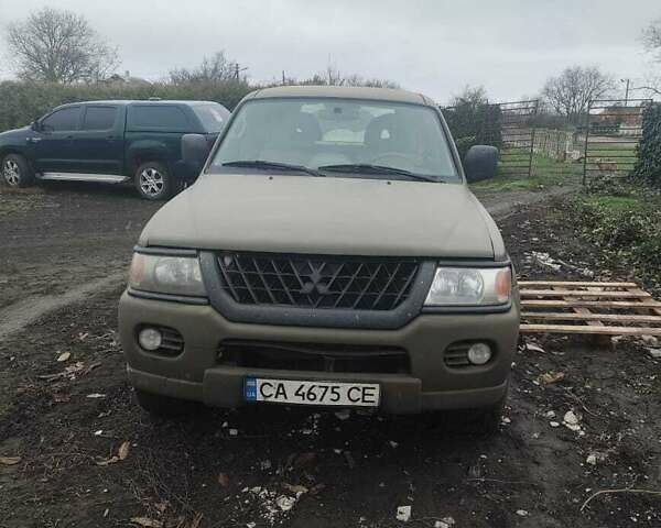 Зеленый Мицубиси Паджеро Спорт, объемом двигателя 2.97 л и пробегом 250 тыс. км за 4500 $, фото 6 на Automoto.ua