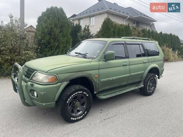 Мицубиси Паджеро Спорт 2001 в Виннице на Automoto.ua Зеленый Мицубиси Паджеро Спорт, объемом двигателя 3 л и пробегом 420 тыс. км за 3900 $, фото 1 на Automoto.ua